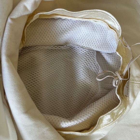 “Something Special” White Large 100%Cotton Sun Hat w/Adorable Back Bow - Picture 7 of 8